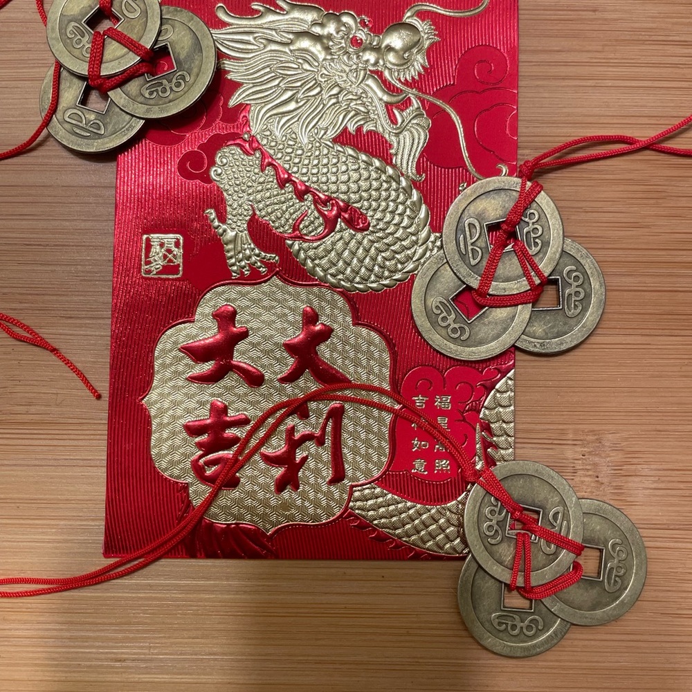 Chinese New Year Red Lucky Money Envelope 3 Feng Shui Coin Set - Picture 7 of 11